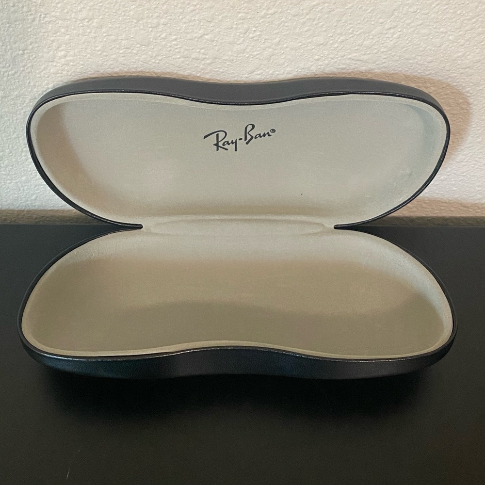 Ray Ban Sunglasses Case Hard Clam Shell-Black